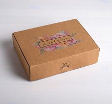 Коробка складная крафтовая «С заботой», 21 × 15 × 5 см