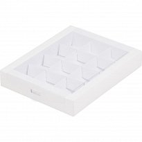 Коробка для конфет с пластиковой прозрачной крышкой на 12 конфет квадратный ложемент  190х150х30	белая
